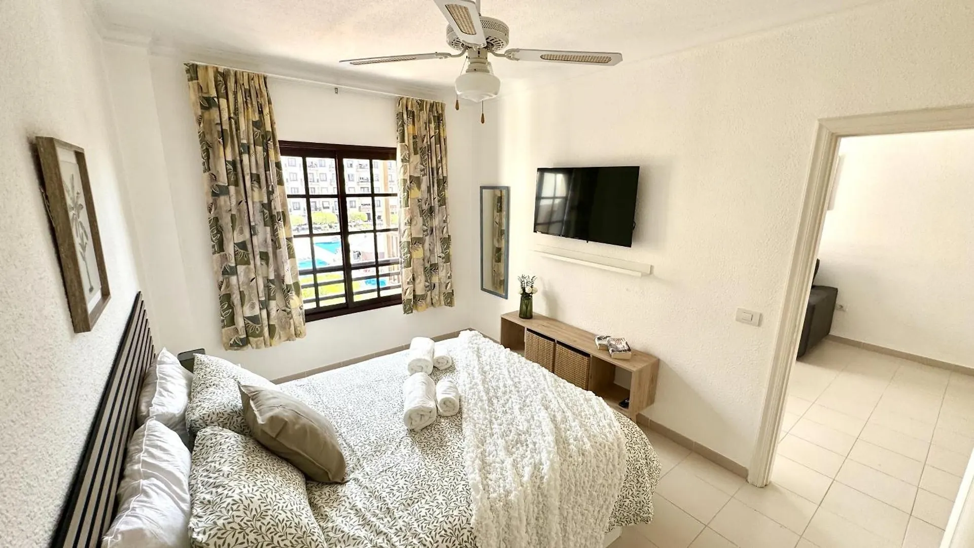 Verano Eterno Balcon Del Mar By Deihu Experience Arona  Spain